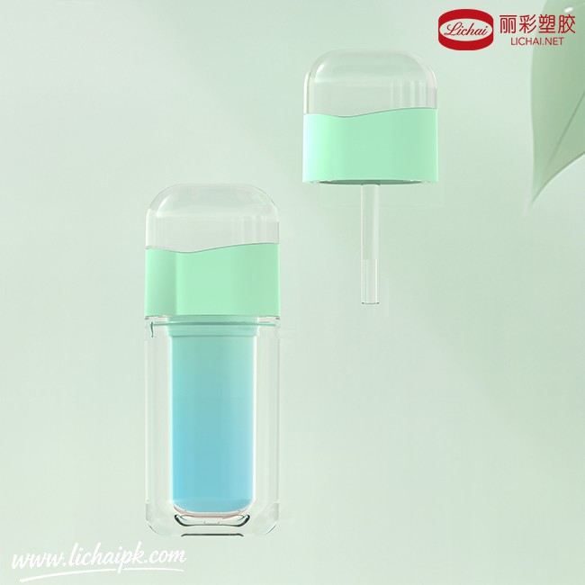 Prázdná plastová tuba lesku na rty